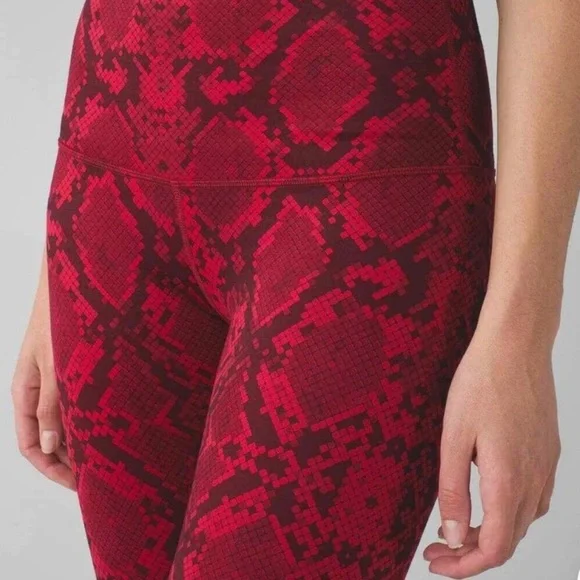 Lululemon Athletica Red Leggings - Picture 3 of 7